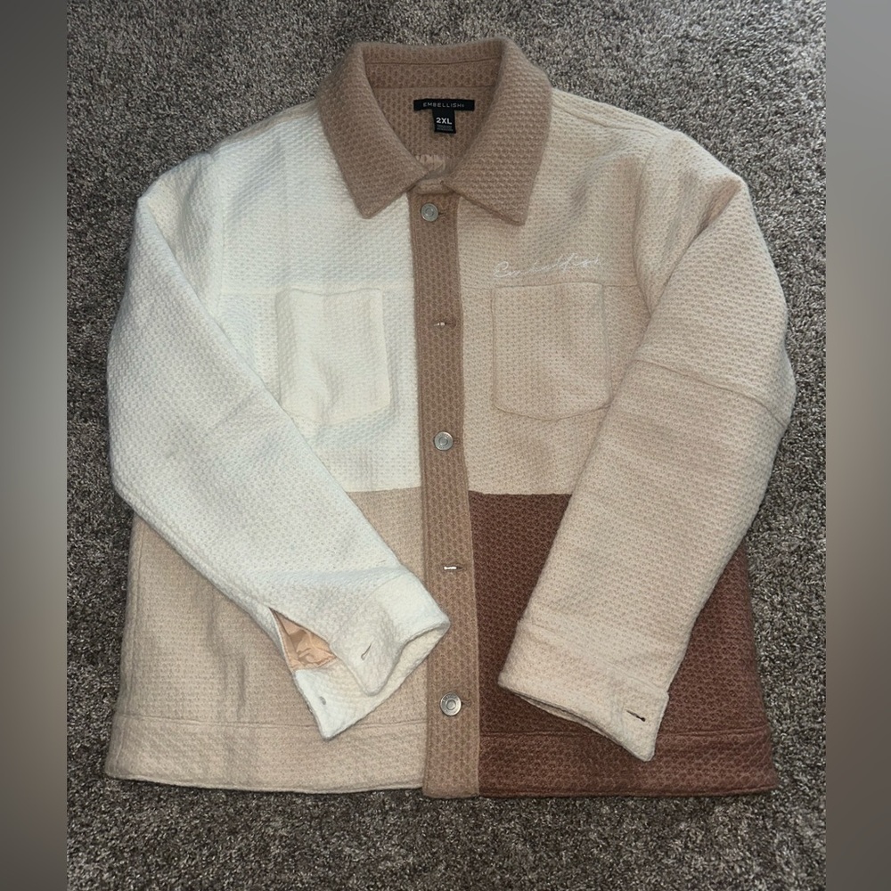 Nice clean knit jacket wore once for my birthday 🥳 good deal don’t miss out 2X